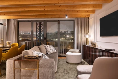 Apartamento T3 para Venda em Lordelo do Ouro e Massarelos