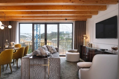 Apartamento T3 para Venda em Lordelo do Ouro e Massarelos