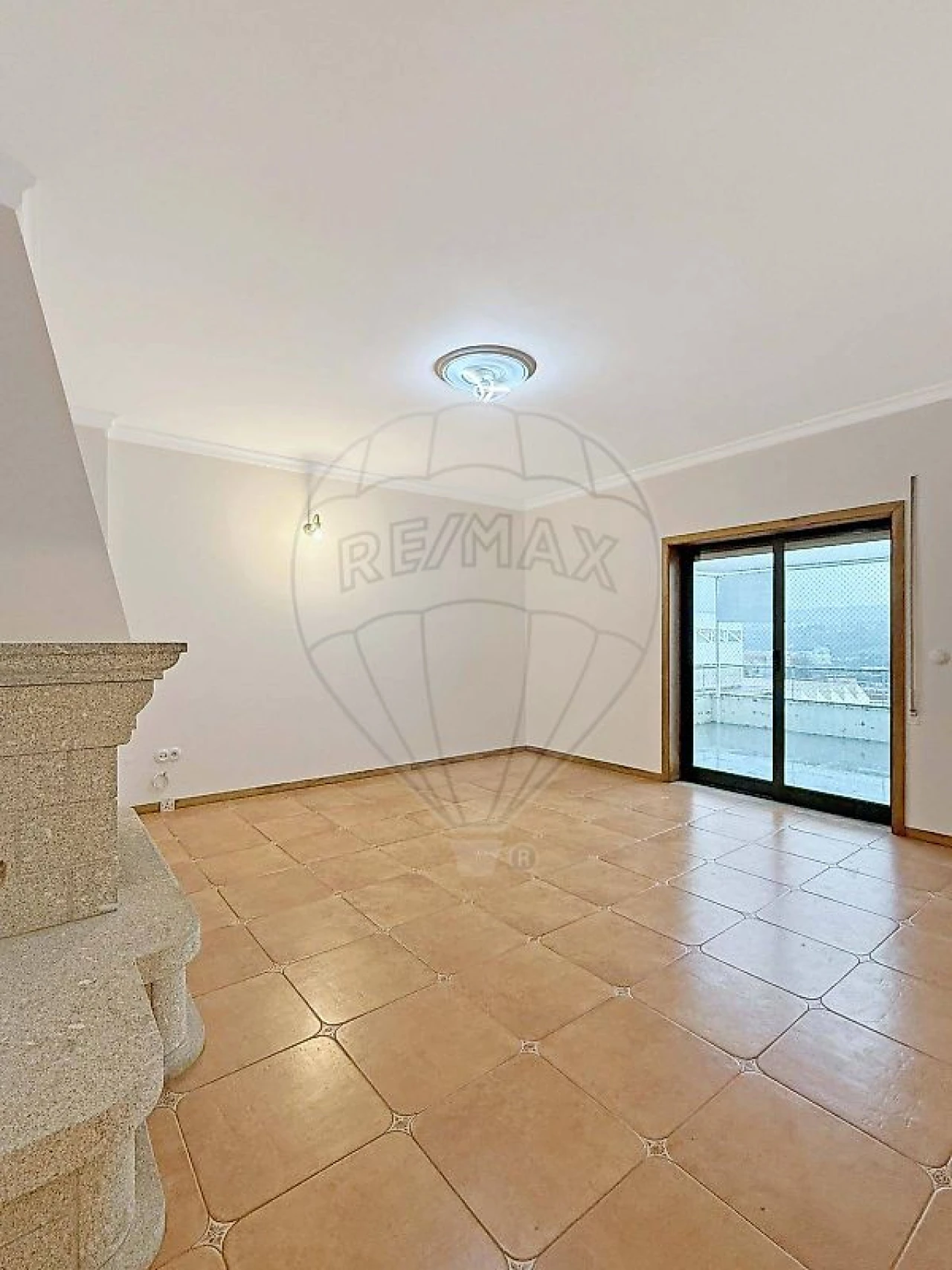 Apartamento T2 para Venda em Paredes Foto 4