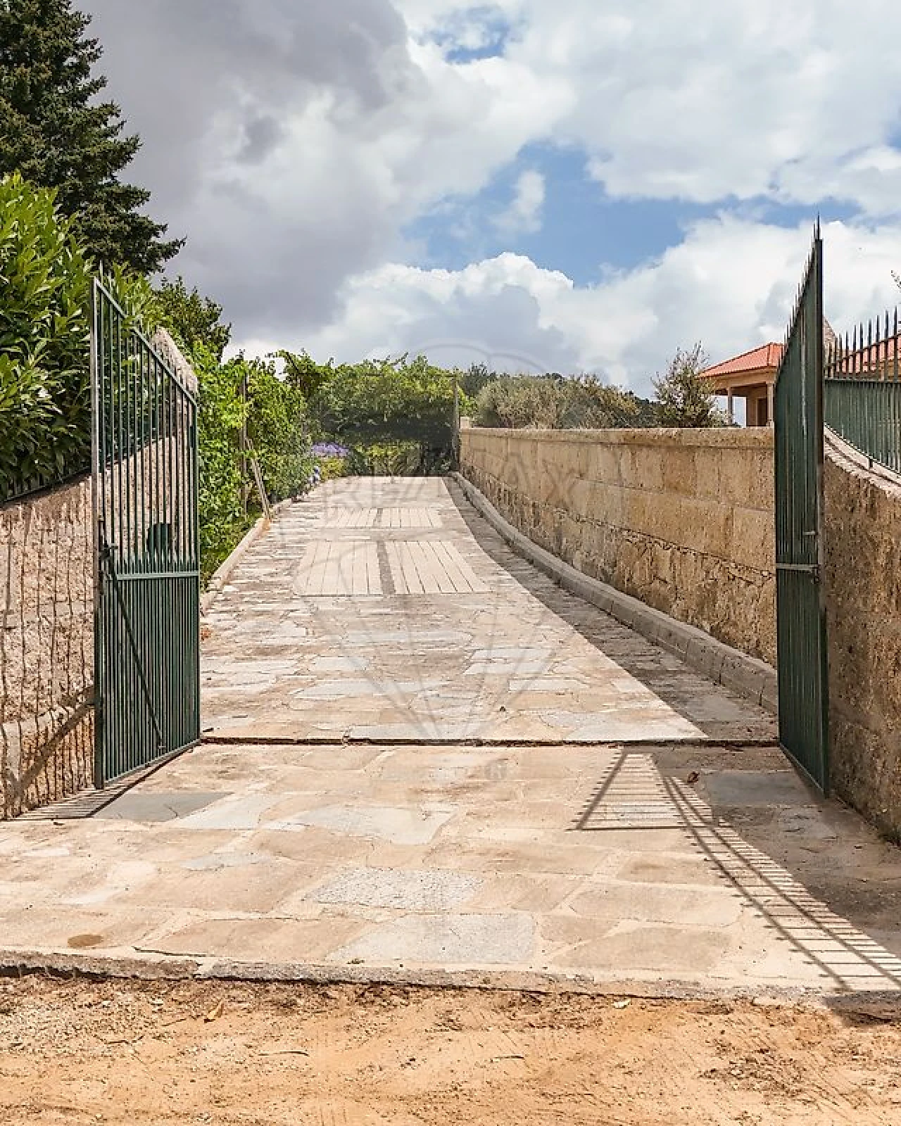 Quinta T4 para Venda em Arnoia Foto 9