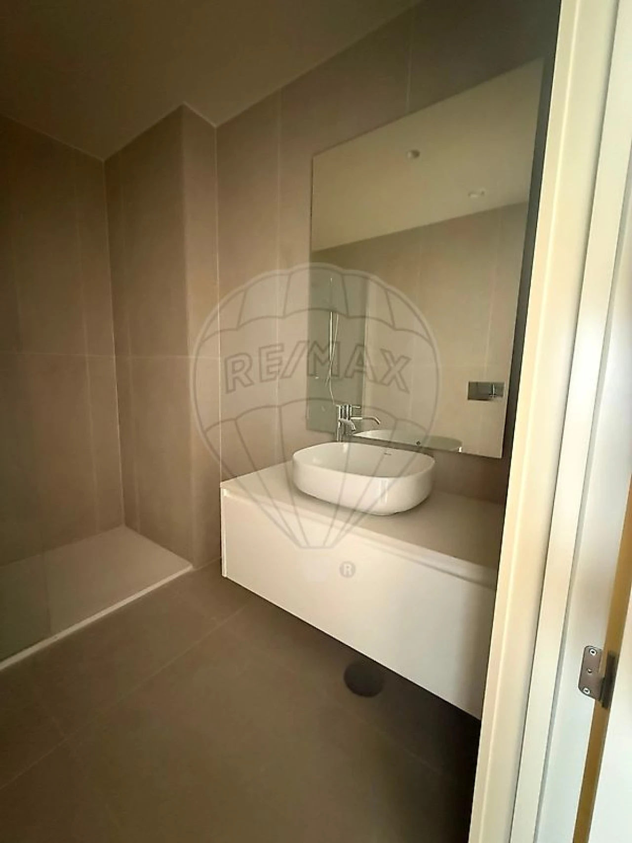 Apartamento T0 para Venda em Matosinhos e Leça da Palmeira Foto 9