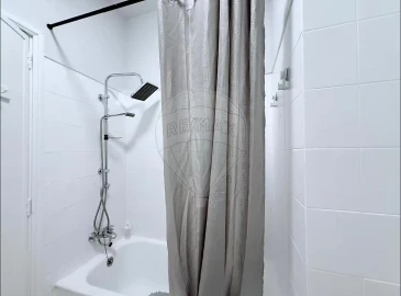 Apartamento T1 para Arrendamento em Campanhã