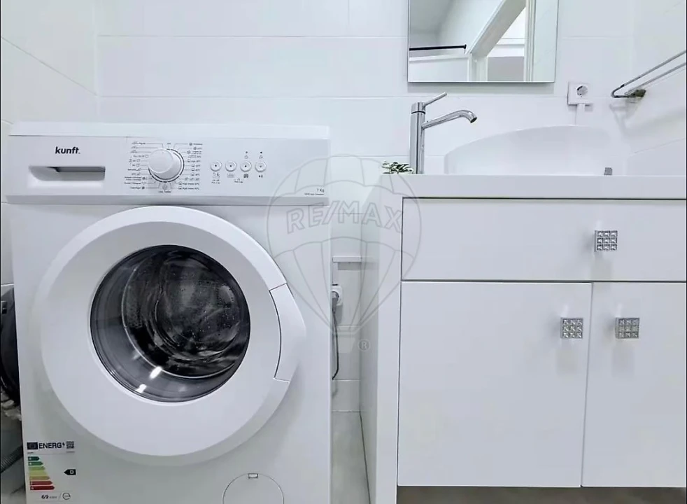 Apartamento T1 para Arrendamento em Campanhã Foto 10