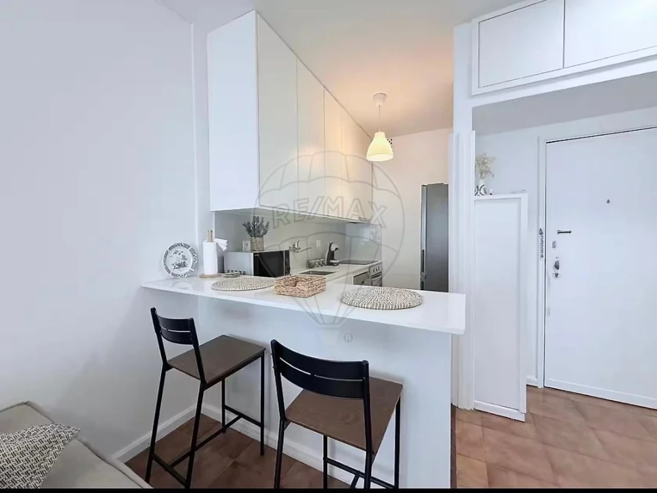 Apartamento T1 para Arrendamento em Campanhã Foto 1