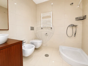 Apartamento T2 para Arrendamento em Matosinhos e Leça da Palmeira