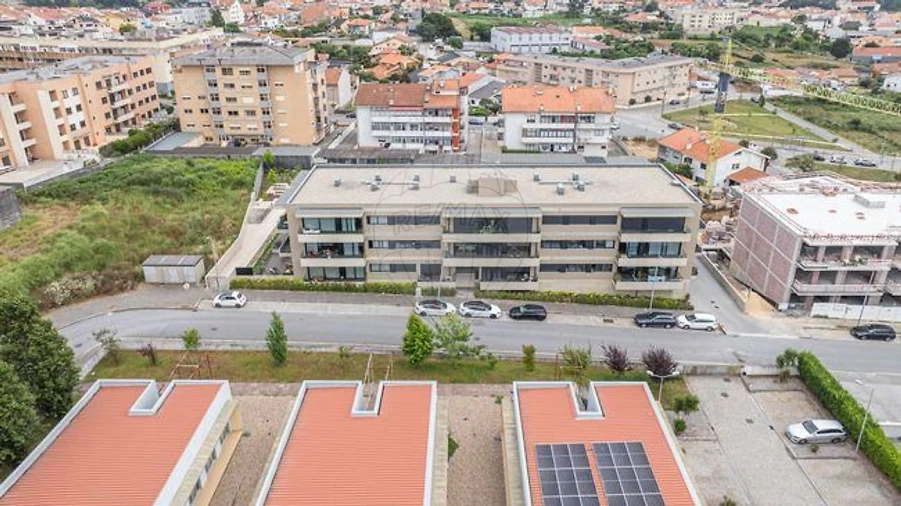 Apartamento T1 para Arrendamento em Canidelo Foto 15
