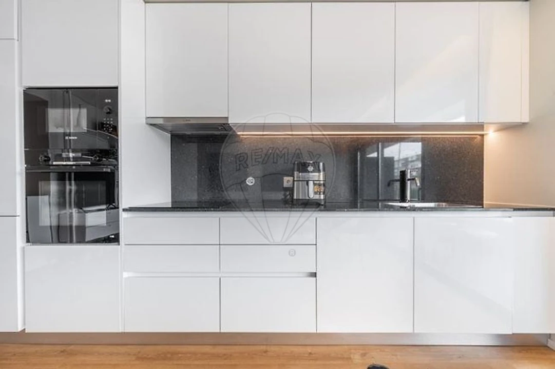 Apartamento T1 para Arrendamento em Canidelo Foto 10