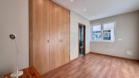 Apartamento T3 para Venda em Aldoar, Foz do Douro e Nevogilde