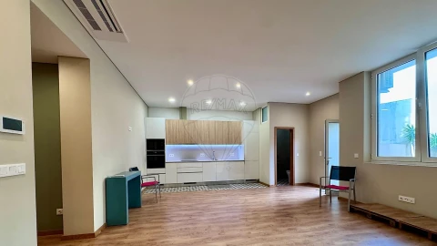 Apartamento T3 para Venda em Aldoar, Foz do Douro e Nevogilde