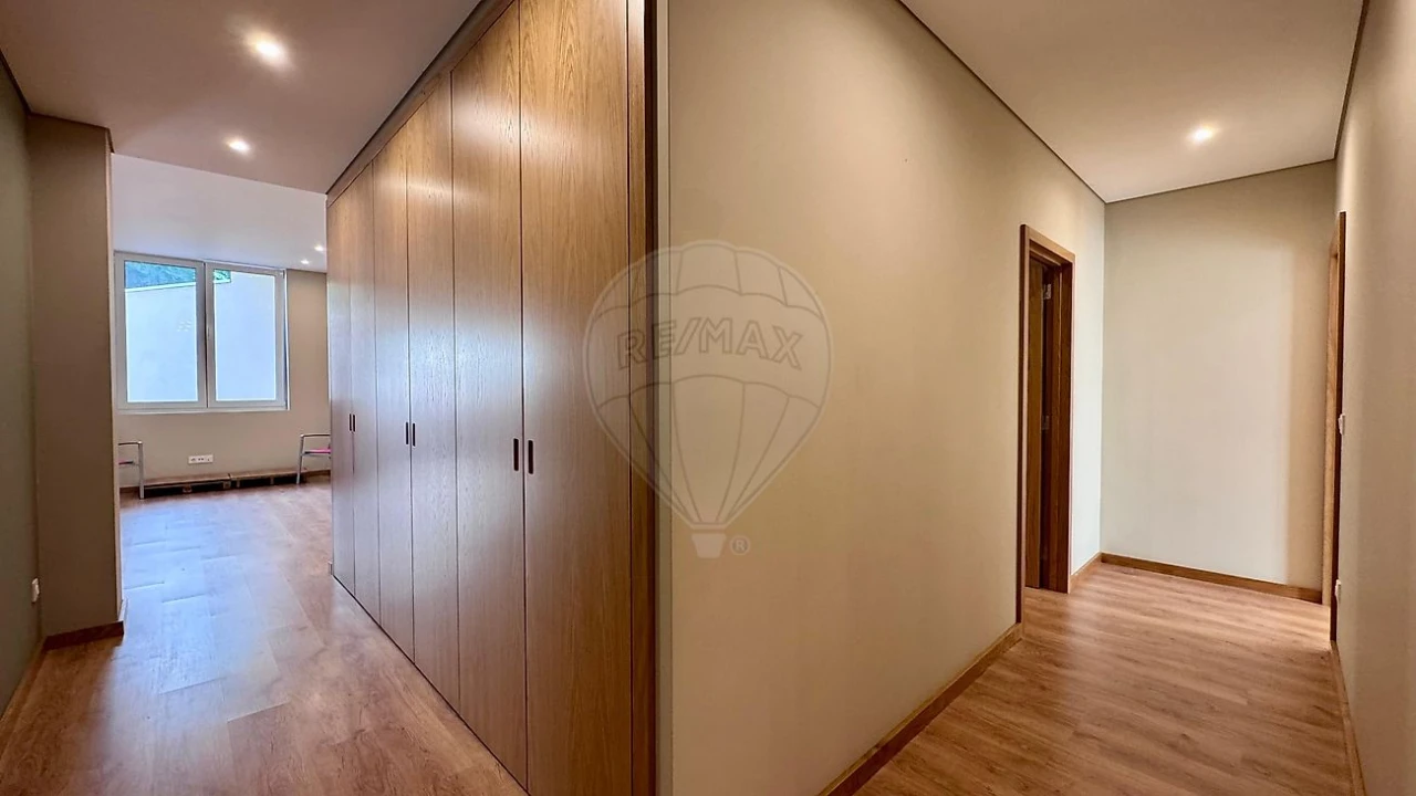 Apartamento T3 para Venda em Aldoar, Foz do Douro e Nevogilde Foto 10