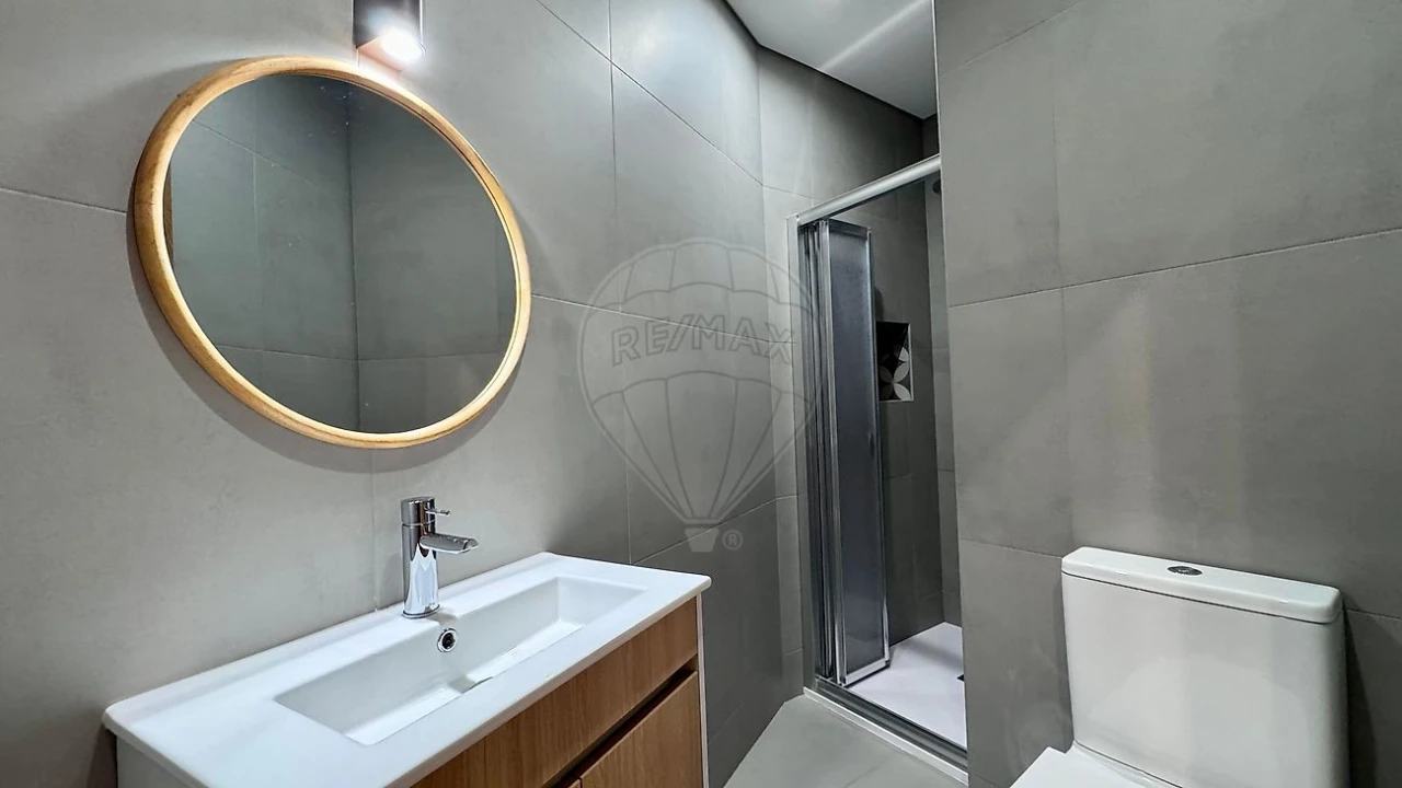Apartamento T3 para Venda em Aldoar, Foz do Douro e Nevogilde Foto 6