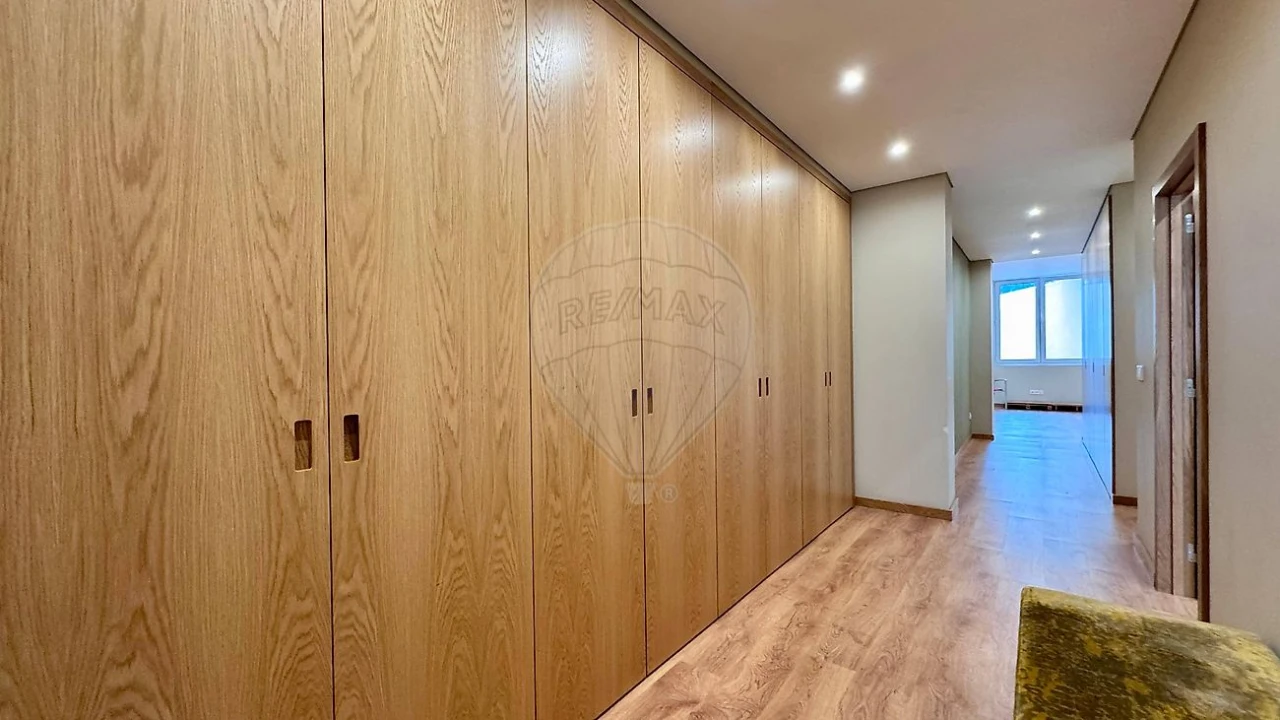 Apartamento T3 para Venda em Aldoar, Foz do Douro e Nevogilde Foto 20