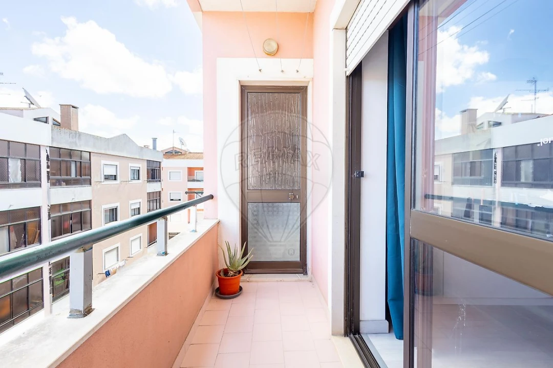 Apartamento T2 para Venda em Pinhal Novo Foto 12