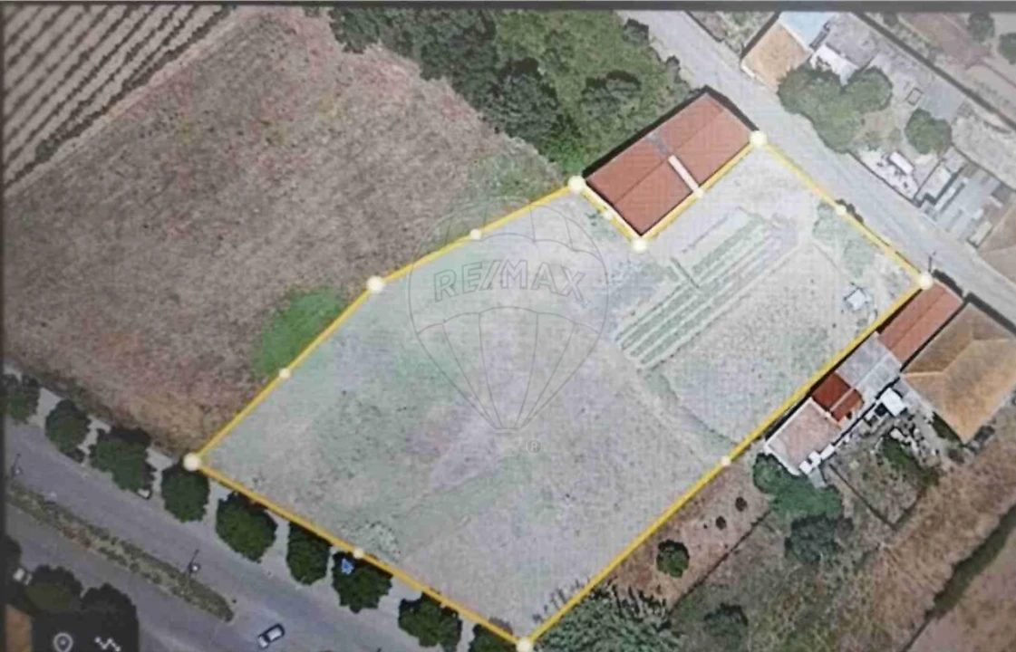 Terreno para Venda em Sangalhos Foto 2