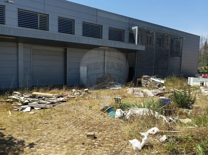 Armazém para Venda em Préstimo e Macieira de Alcoba Foto 5