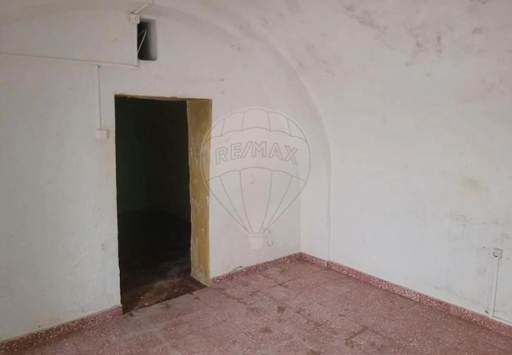 Apartamento T1 para Venda em Borba (São Bartolomeu) Foto 4