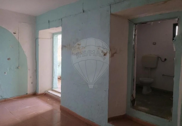 Apartamento T1 para Venda em Borba (São Bartolomeu) Foto 10