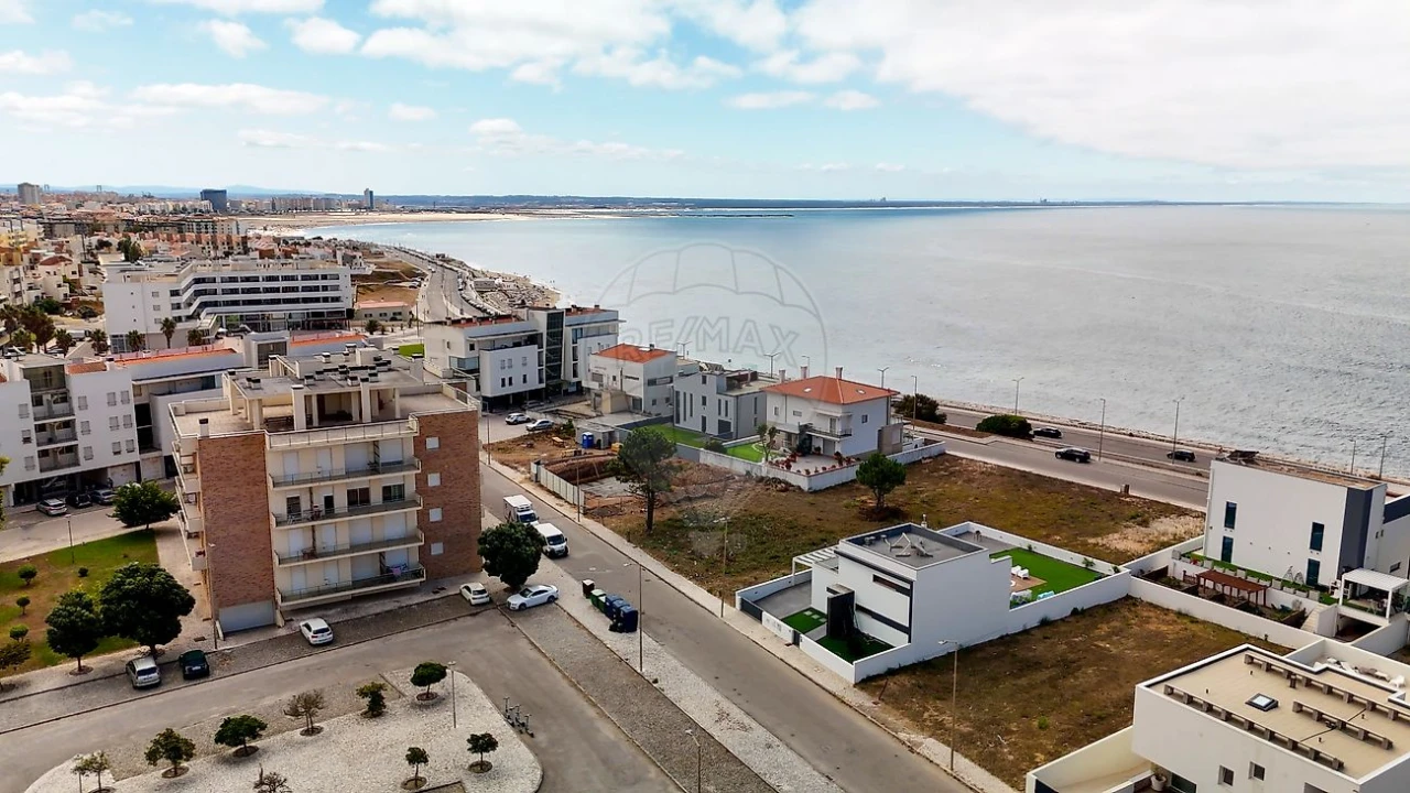 Terreno para Venda em Quiaios Foto 12