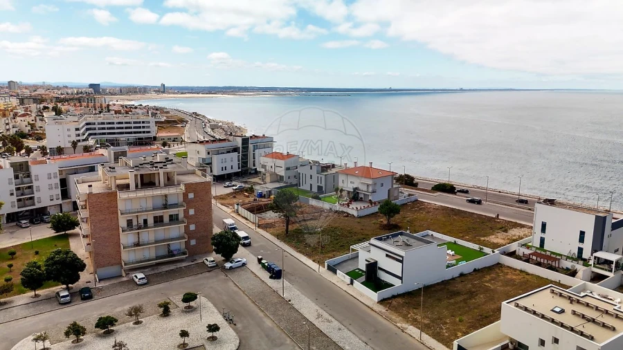 Terreno para Venda em Quiaios Foto 12