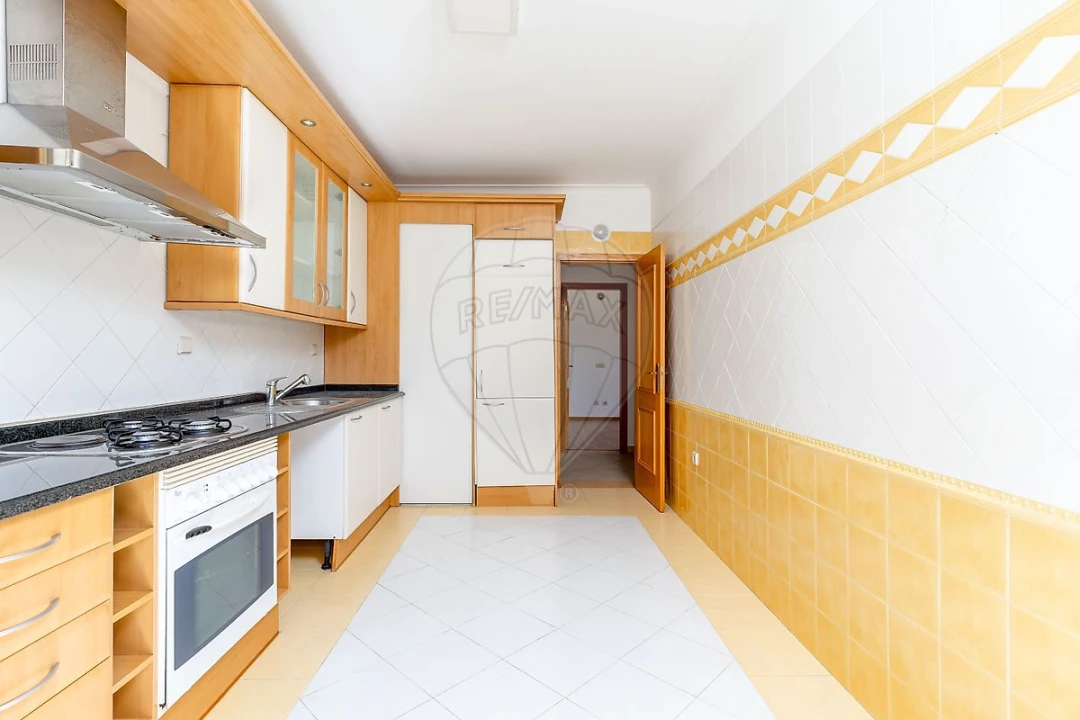 Apartamento T2 para Venda em União das Freguesias de Setúbal Foto 16