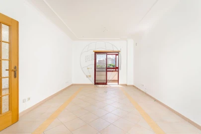 Apartamento T2 para Venda em União das Freguesias de Setúbal