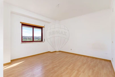 Apartamento T2 para Venda em União das Freguesias de Setúbal