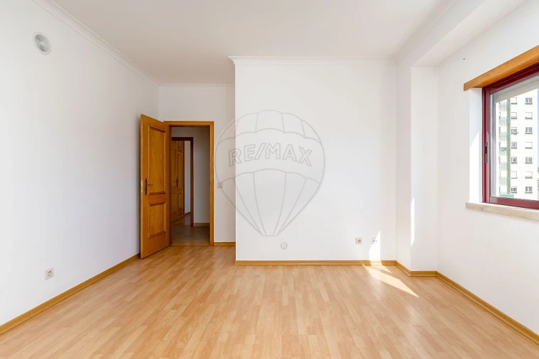 Apartamento T2 para Venda em União das Freguesias de Setúbal Foto 2