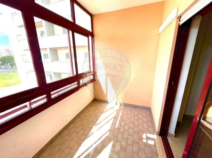Apartamento T2 para Venda em União das Freguesias de Setúbal Foto 2