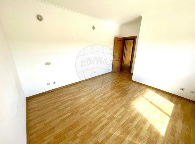 Apartamento T2 para Venda em União das Freguesias de Setúbal Foto 14