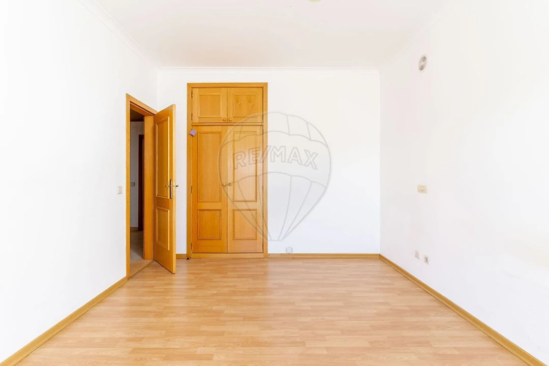 Apartamento T2 para Venda em União das Freguesias de Setúbal Foto 8