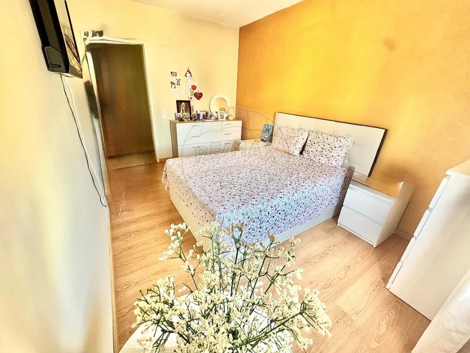 Apartamento T2 para Venda em Rio de Mouro Foto 9