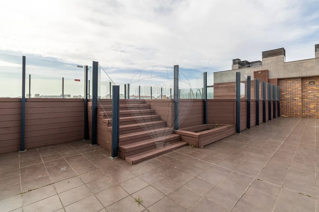 Apartamento T3 para Arrendamento em Moscavide e Portela Foto 30