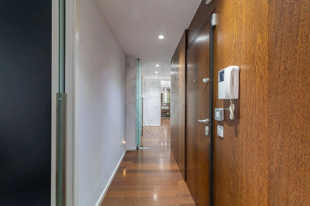 Apartamento T3 para Arrendamento em Moscavide e Portela Foto 20