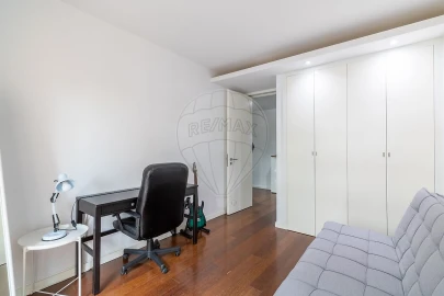 Apartamento T3 para Arrendamento em Moscavide e Portela