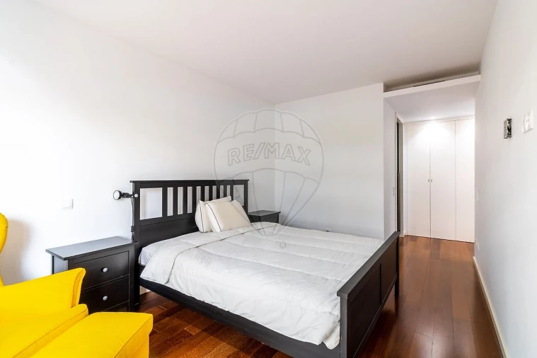 Apartamento T3 para Arrendamento em Moscavide e Portela Foto 13