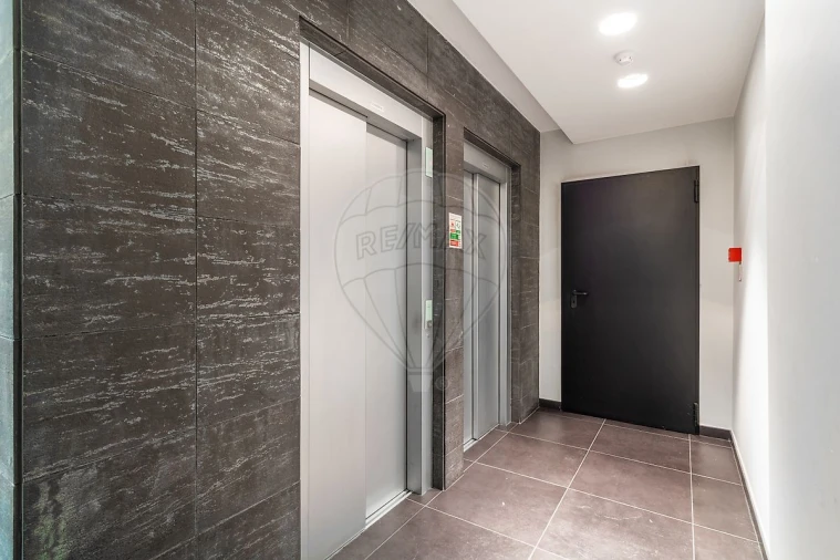 Apartamento T3 para Arrendamento em Moscavide e Portela Foto 4
