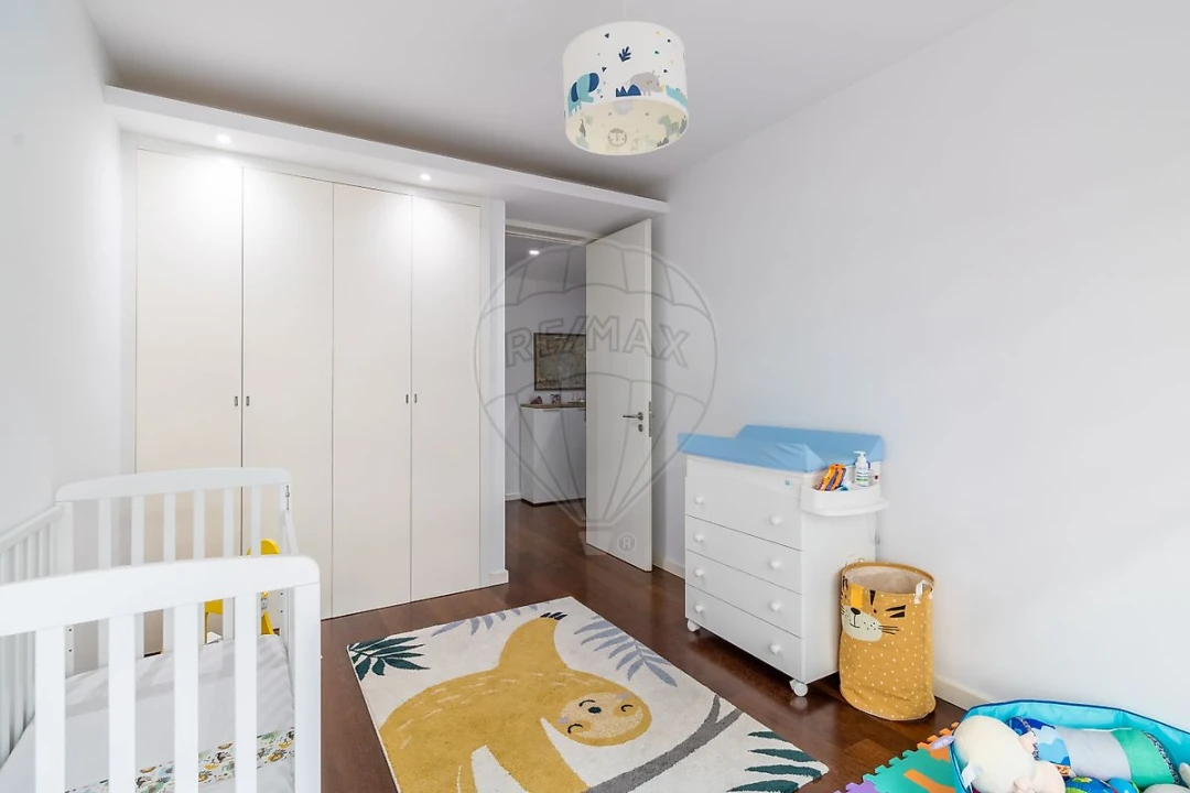 Apartamento T3 para Arrendamento em Moscavide e Portela Foto 10