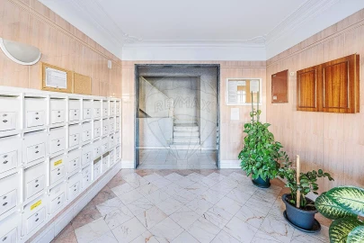 Apartamento T2 para Venda em Algueirão-Mem Martins