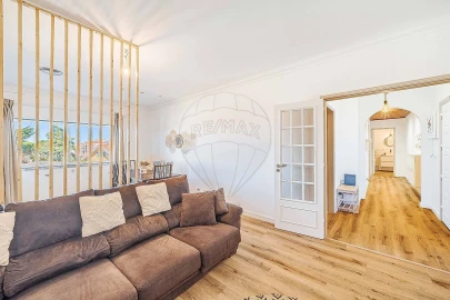 Apartamento T2 para Venda em Algueirão-Mem Martins