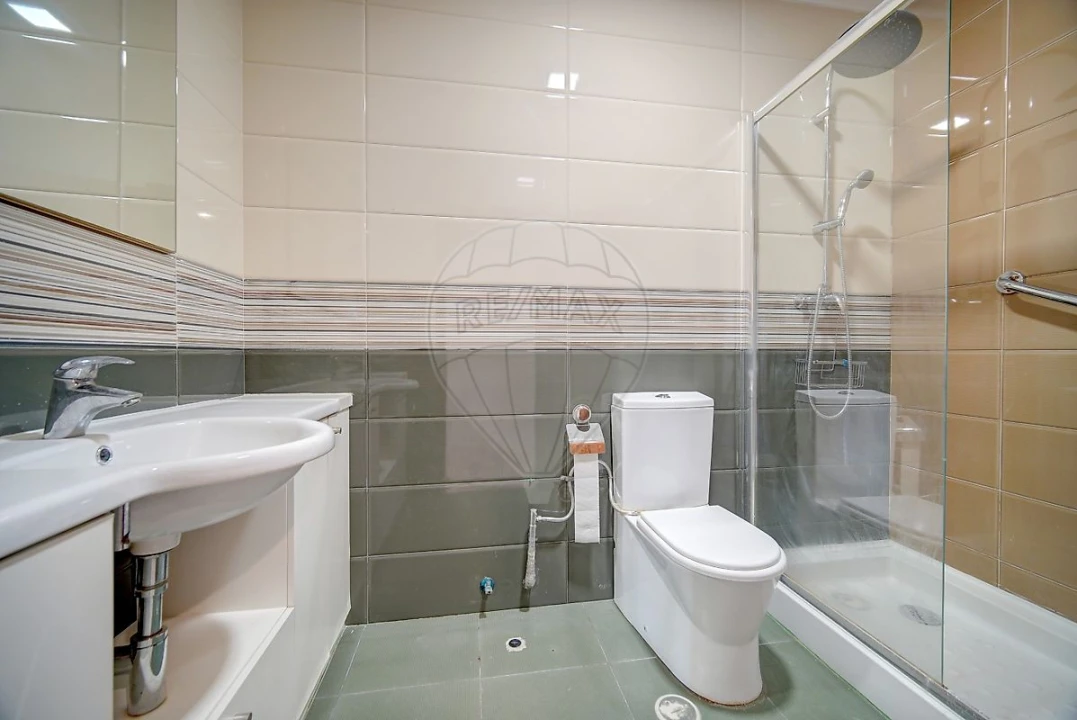 Apartamento T3 para Venda em Rio de Mouro Foto 20