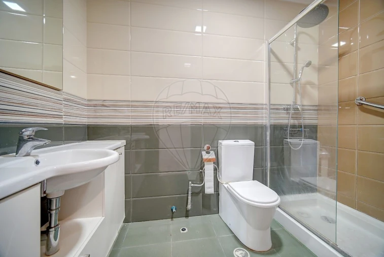 Apartamento T3 para Venda em Rio de Mouro Foto 20