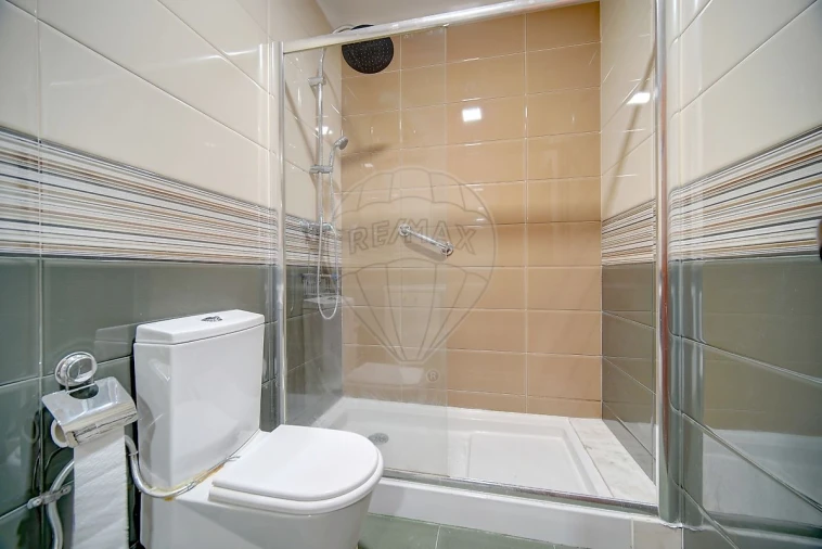 Apartamento T3 para Venda em Rio de Mouro Foto 21