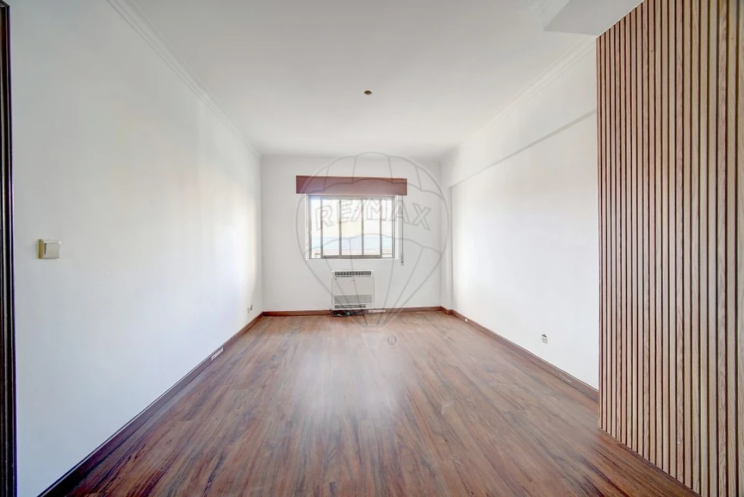 Apartamento T3 para Venda em Rio de Mouro Foto 24