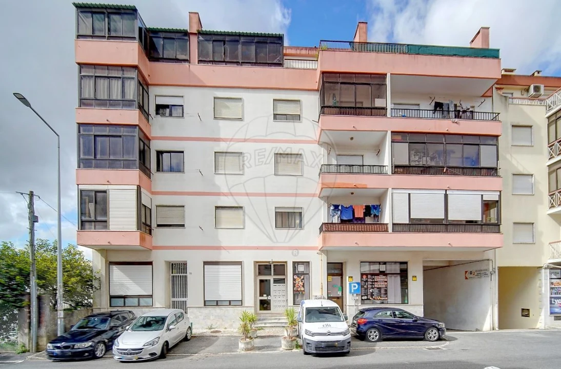 Apartamento T3 para Venda em Rio de Mouro Foto 30