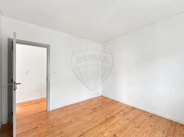 Moradia T3 para Venda em Almada, Cova da Piedade, Pragal e Cacilhas