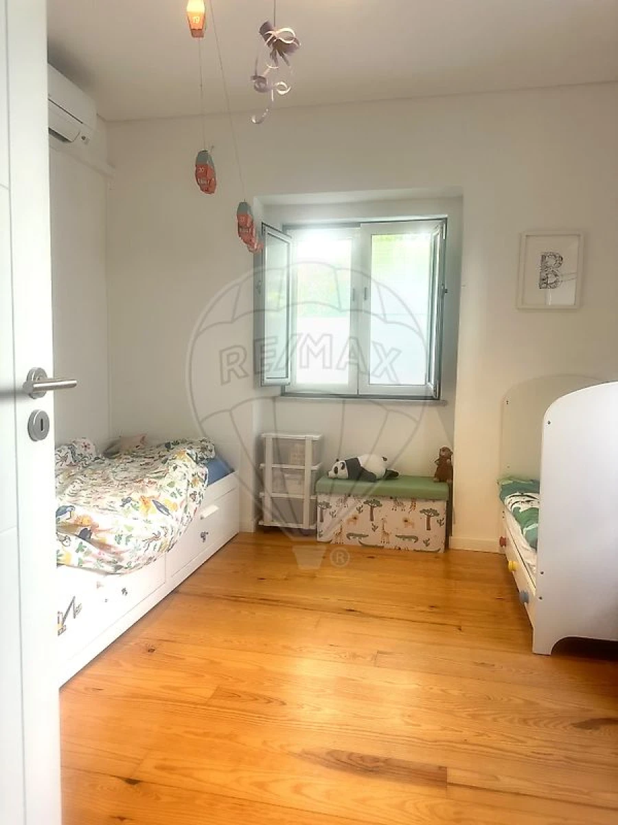 Moradia T3 para Venda em Almada, Cova da Piedade, Pragal e Cacilhas Foto 5