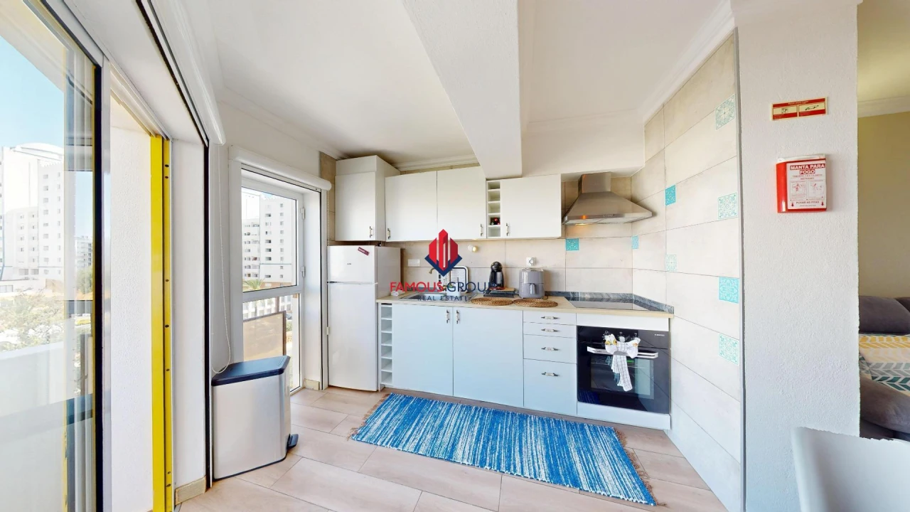 Apartamento T1 para Venda em Portimão Foto 7