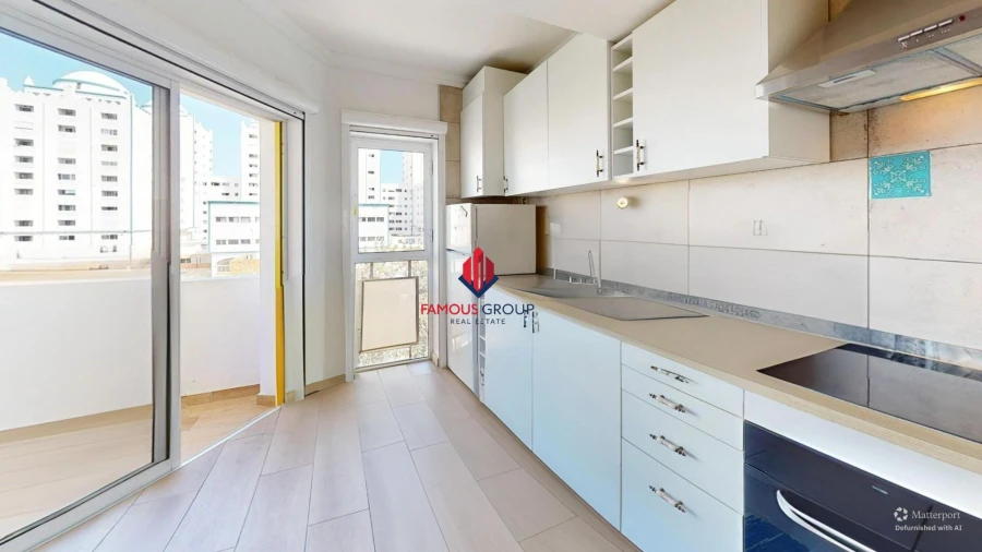 Apartamento T1 para Venda em Portimão Foto 32