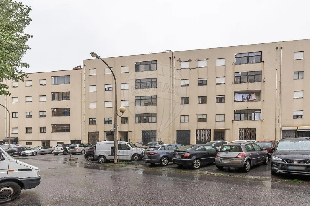 Apartamento T3 para Venda em Ferreiros e Gondizalves Foto 25