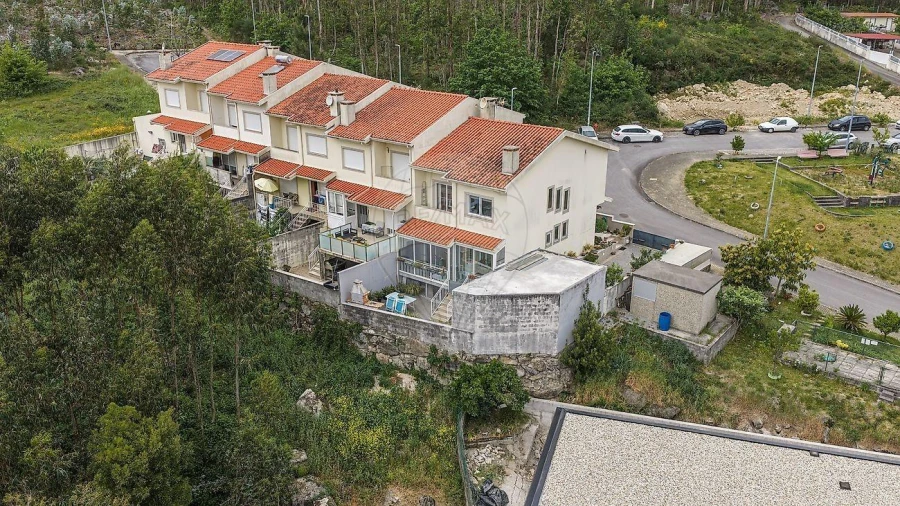 Moradia T3 para Venda em Vila Nova de Famalicão e Calendário Foto 27